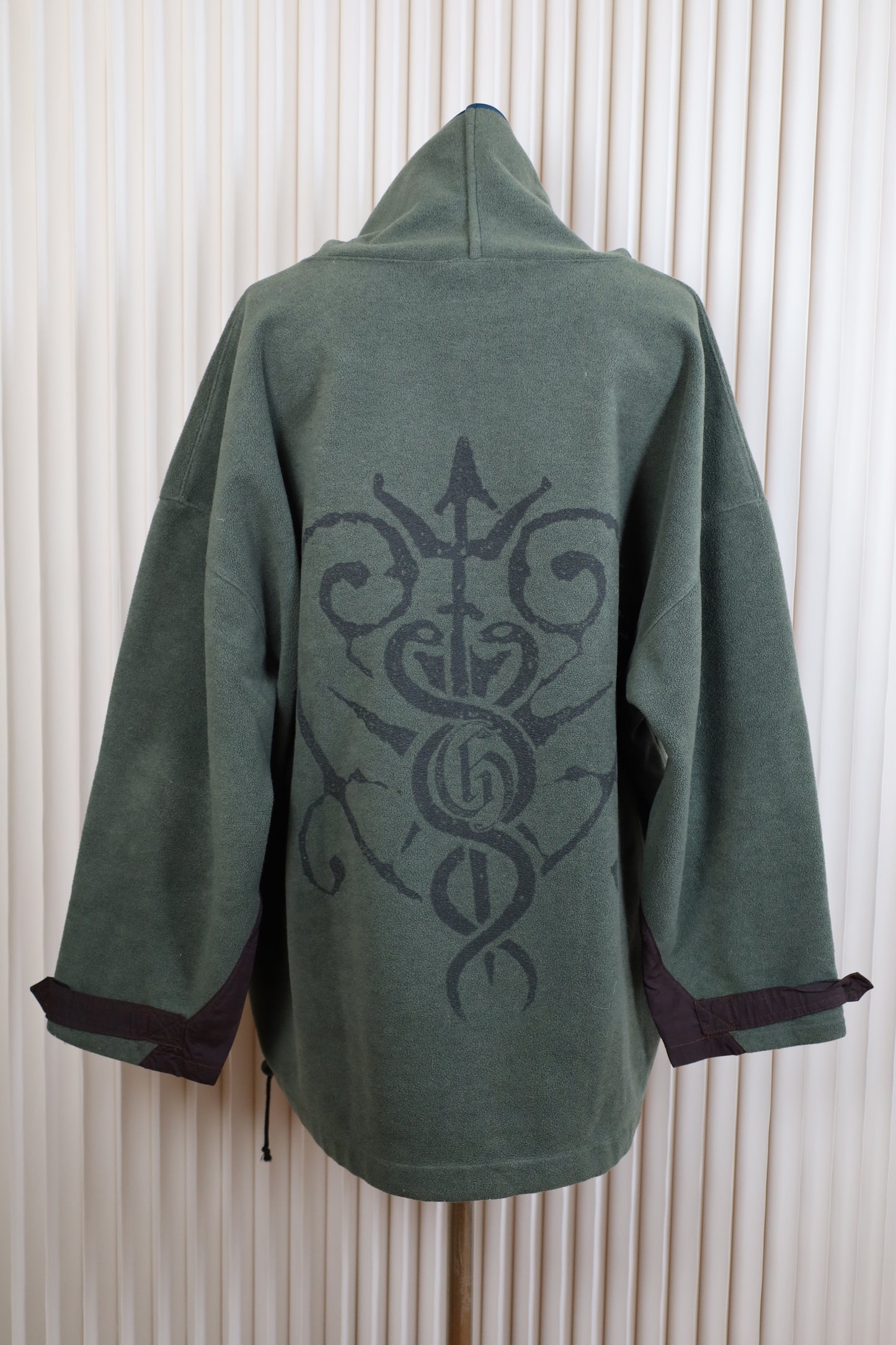 Z1021 / 1990's WINDSURFING fleece pull over