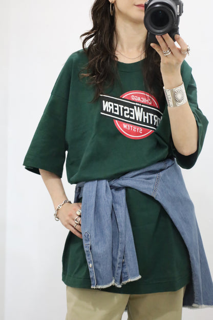B818 / 1990's FRUITS OF THE LOOM print tee