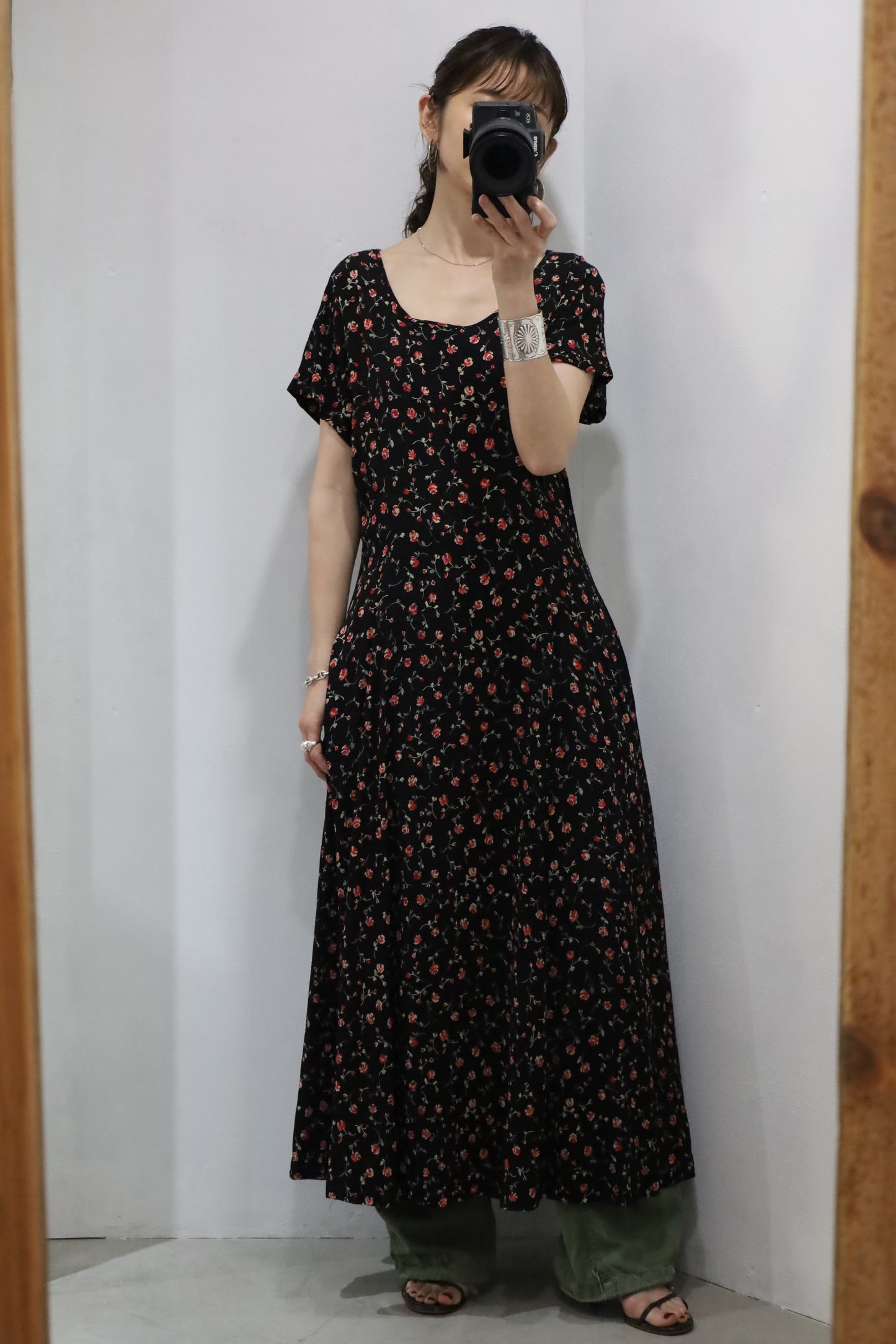 D205 / 1990's JONES NEW YORK Flower print one-piece