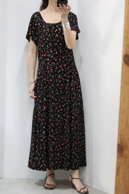 D205 / 1990's JONES NEW YORK Flower print one-piece