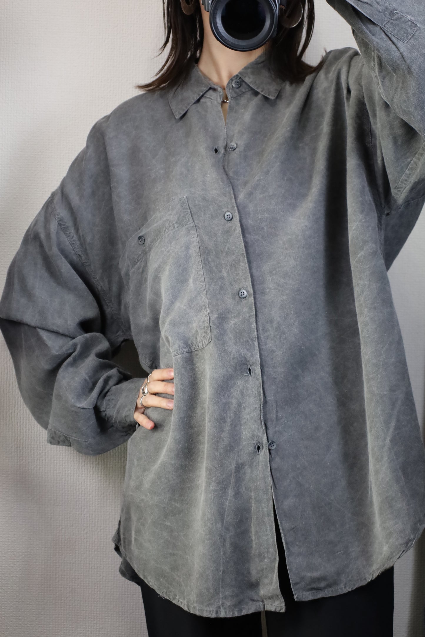 B109 / 1990's OLD GOOUCH Rayon Shirt