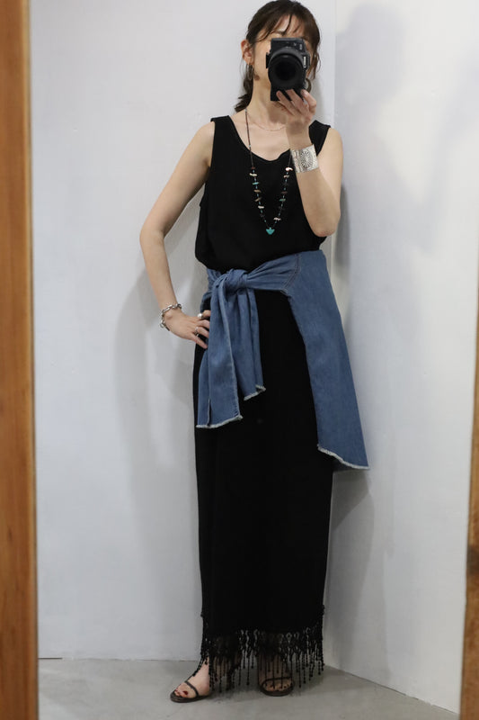 D204 / UNKNOWN black one-piece