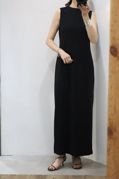 B568 / early2000's SCARLETT one piece