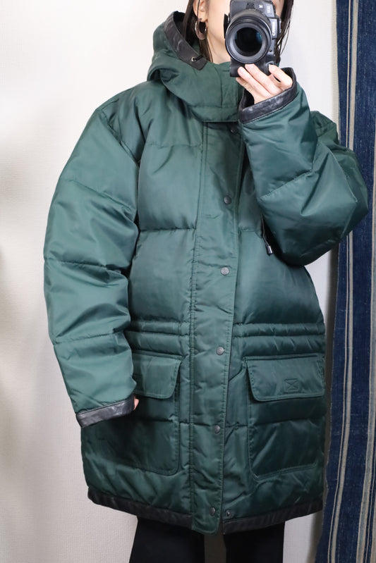 Z422 / 1980's OLD Banana Republic Fooded Down Coat