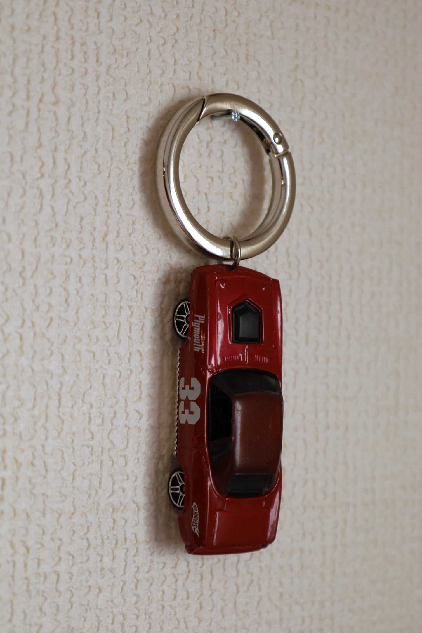 6 / key ring car toy