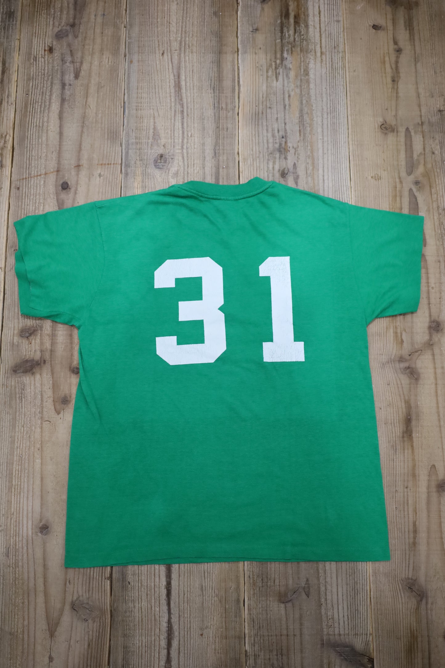 B879 / 1980's sport-T print tee