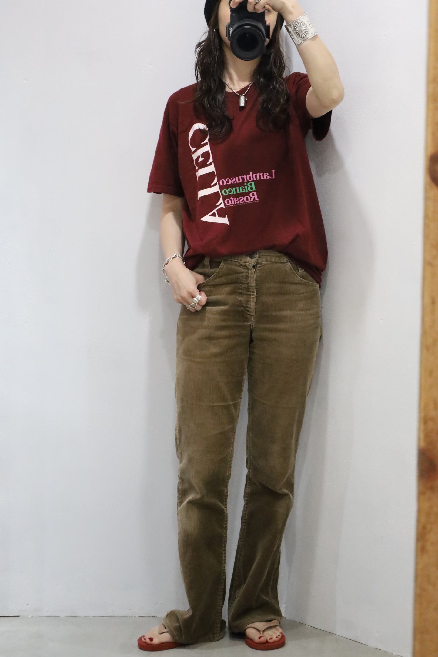 E379 / 1980's FRUTS OF THE LOOM print tee