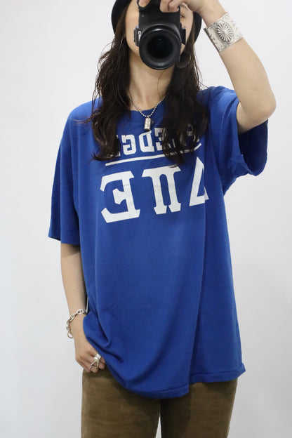 E348 / 1980's Sports wear print tee