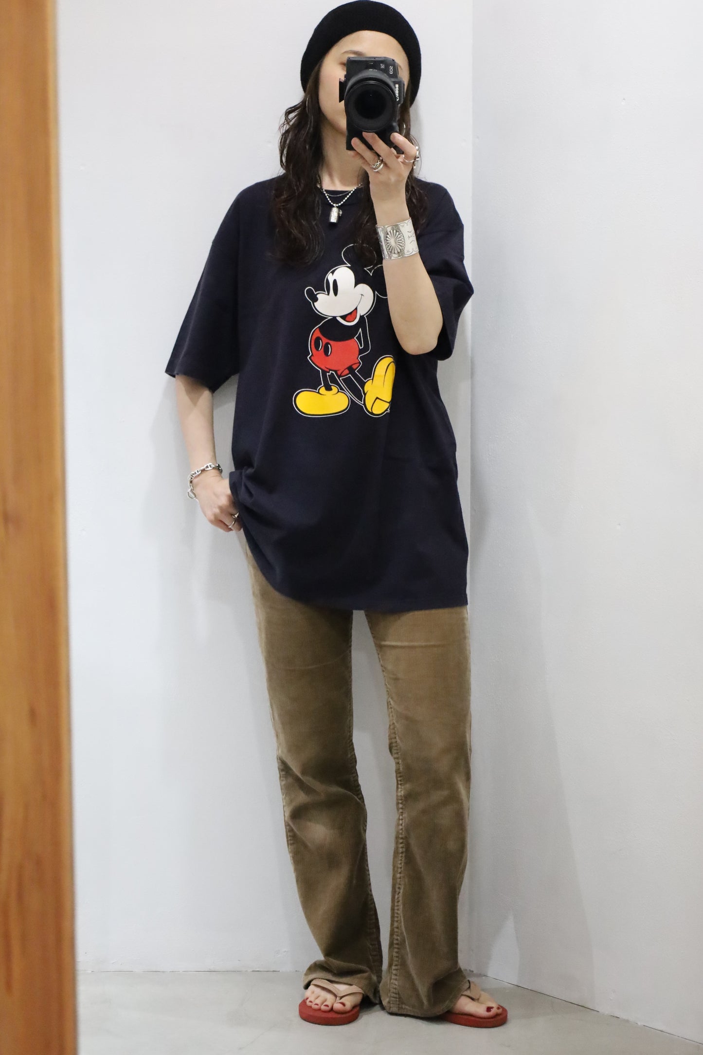 E339 / 1990's Disney Mickey mouse print tee