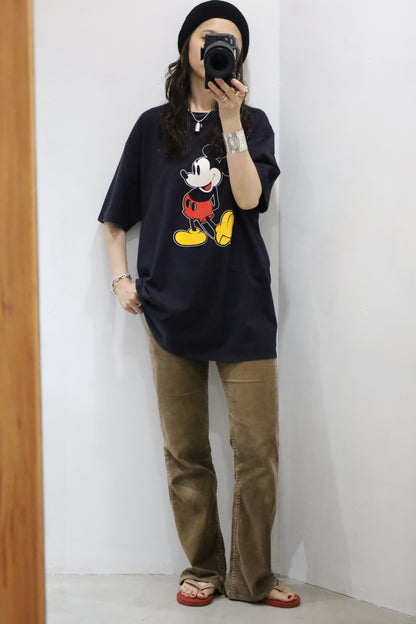 E339 / 1990's Disney Mickey mouse print tee