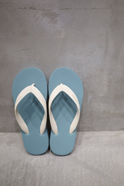 Hippobloo beach sandal (Sky)