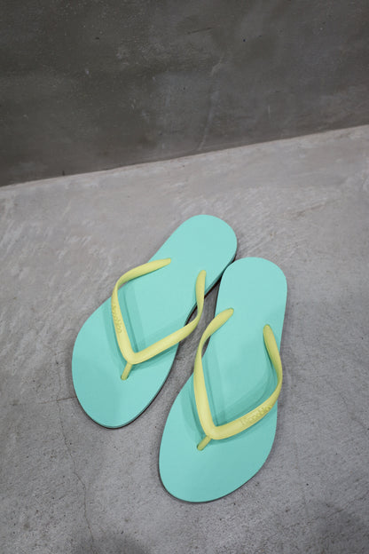 Hippobloo beach sandal (Slim Citrus)