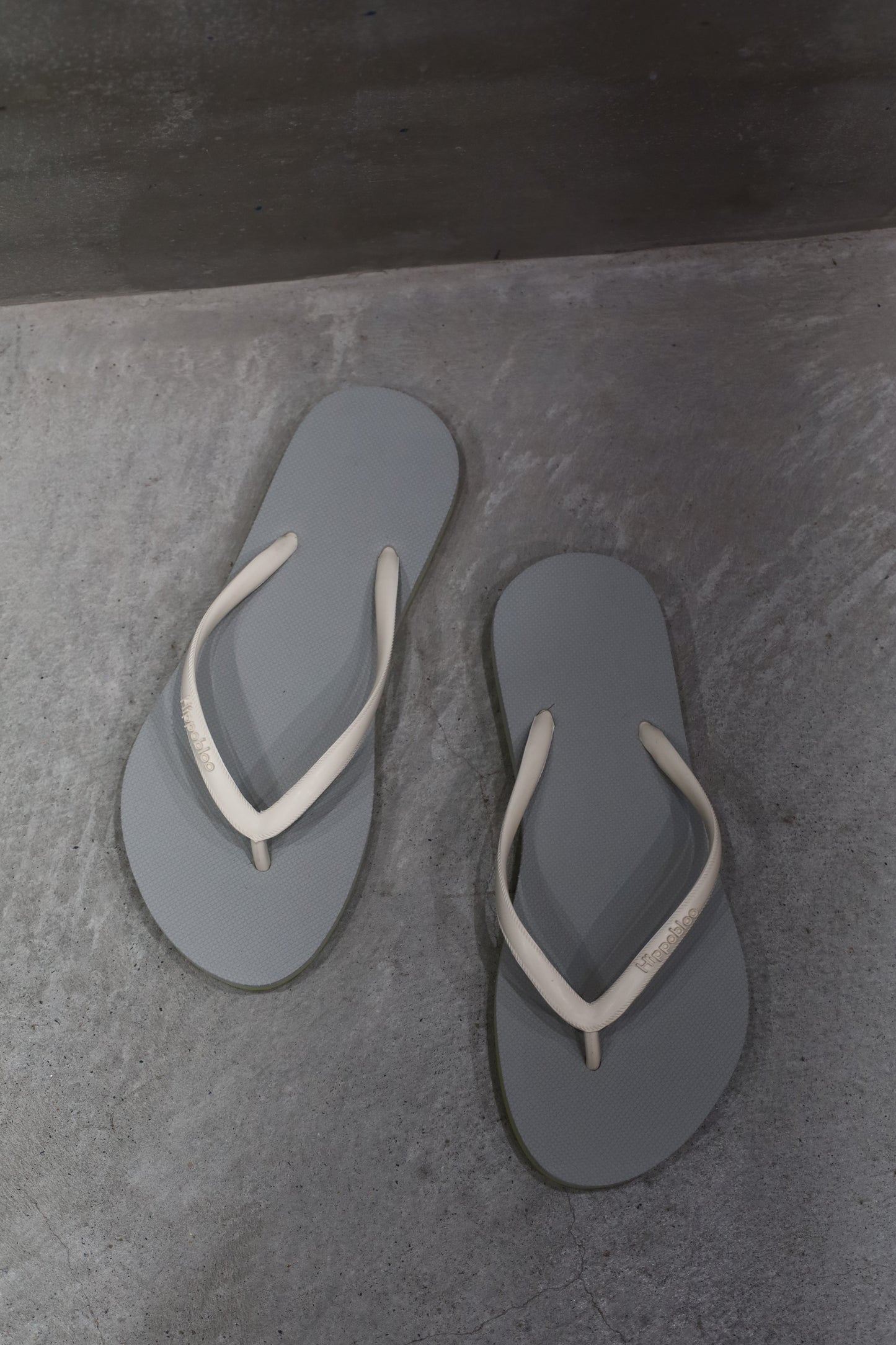 Hippobloo beach sandal (Slim Thyme)