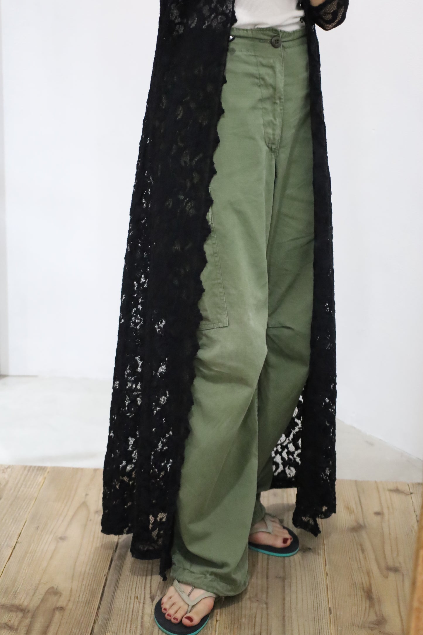 A821 / 2000's ASHLEE black lace long cardigan
