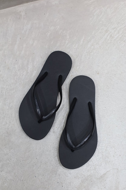 Hippobloo beach sandal (slim midnight)