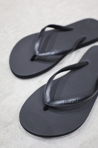 Hippobloo beach sandal (slim midnight)