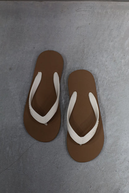 Hippobloo beach sandal (WALNUT)