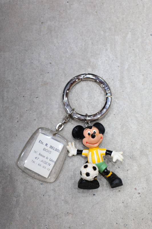 7 / key ring mickey