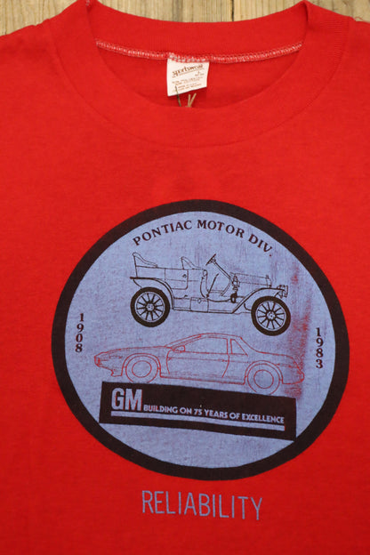 E381 / 1980's Sports wear print tee