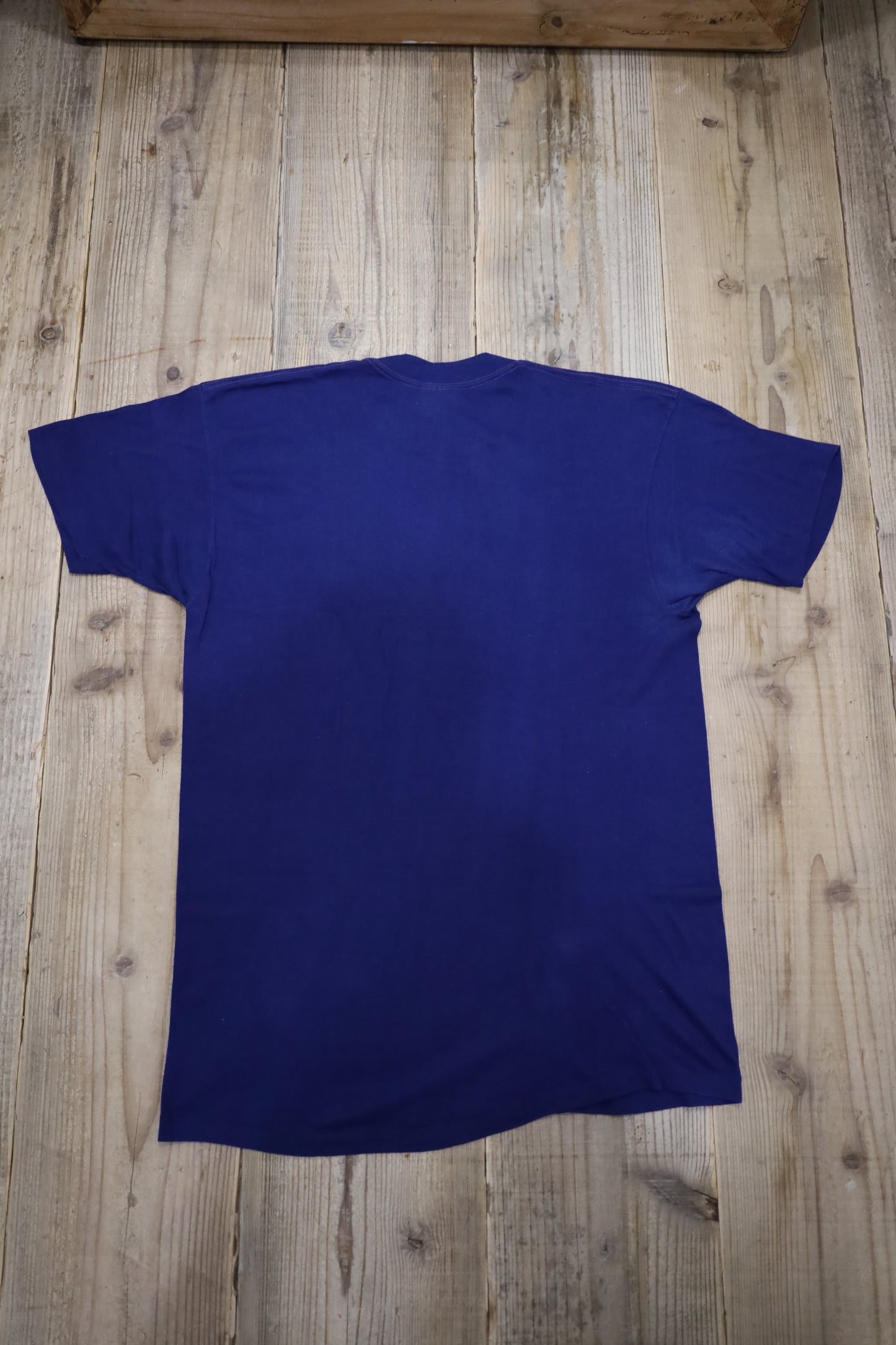 E347 / 1990's UNKNOWN print tee