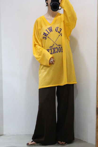 E432 / 1990's noicon football tee