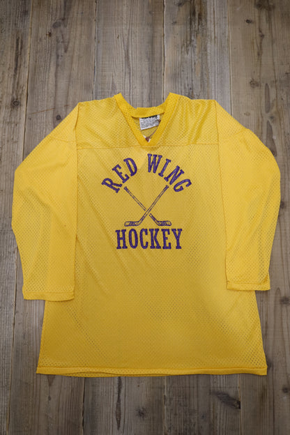 E432 / 1990's noicon football tee
