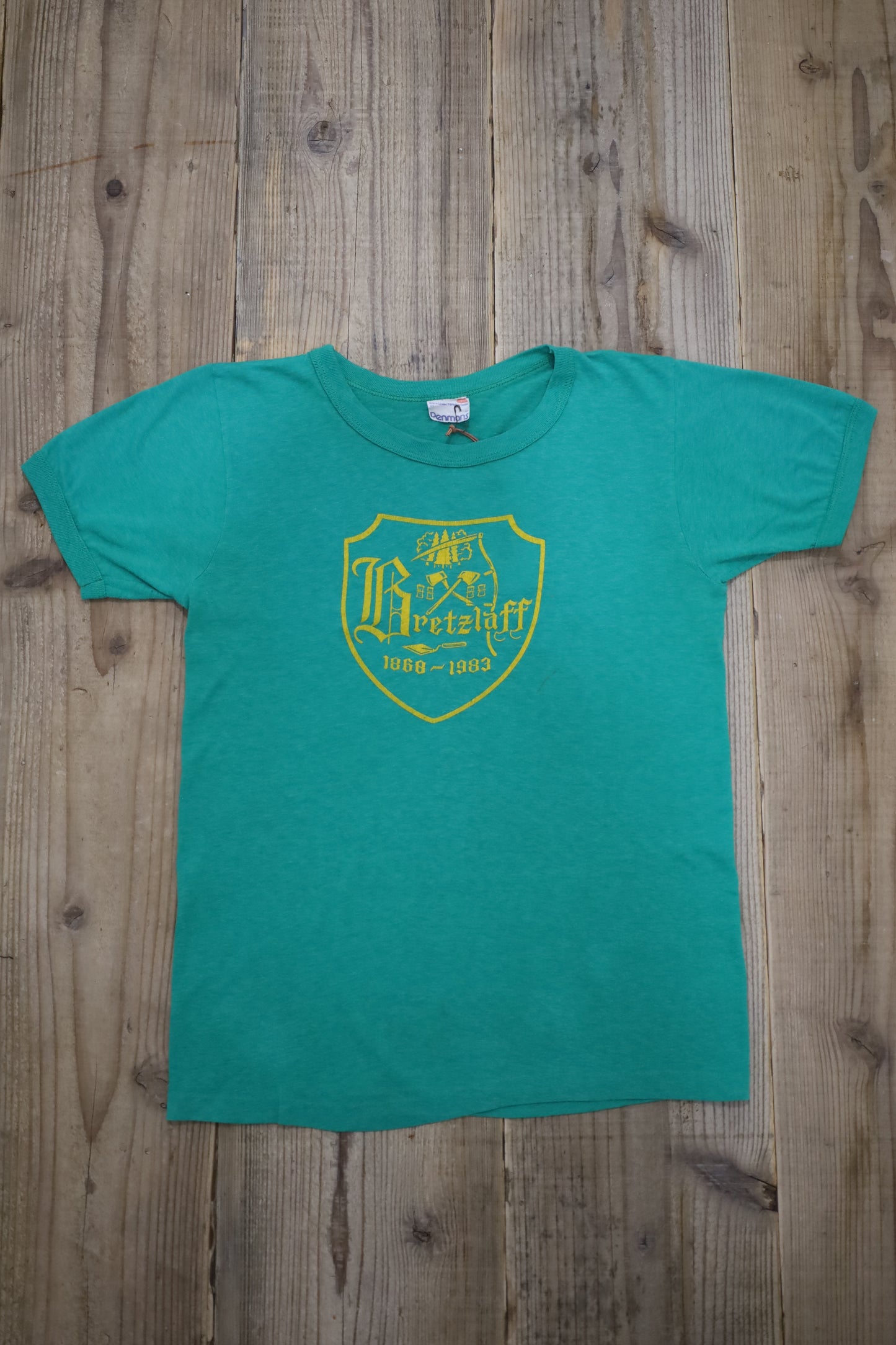 B802 / 1980's Penmans print tee