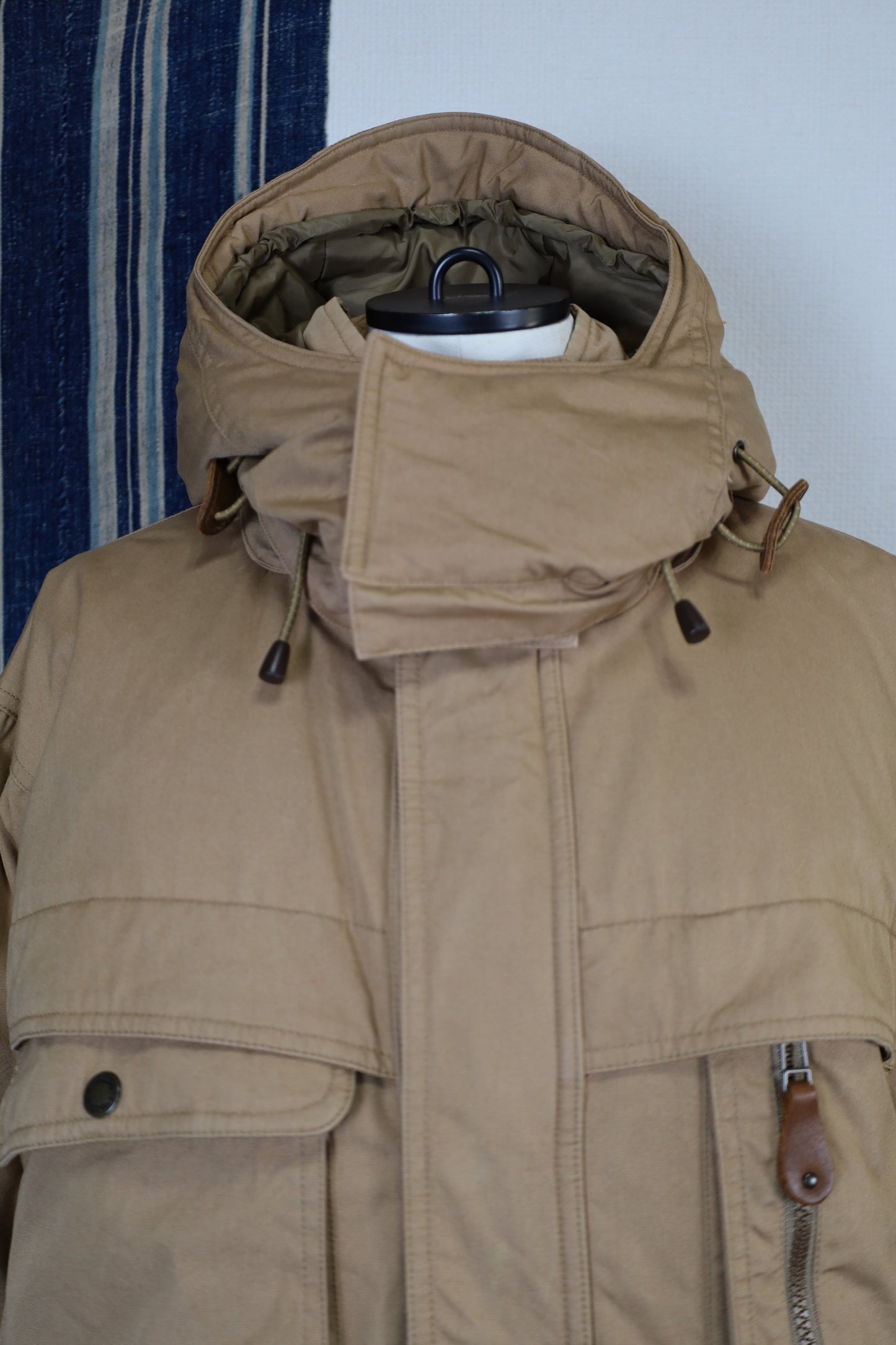 Z527 / 1990's Cabela's Goose down jacket