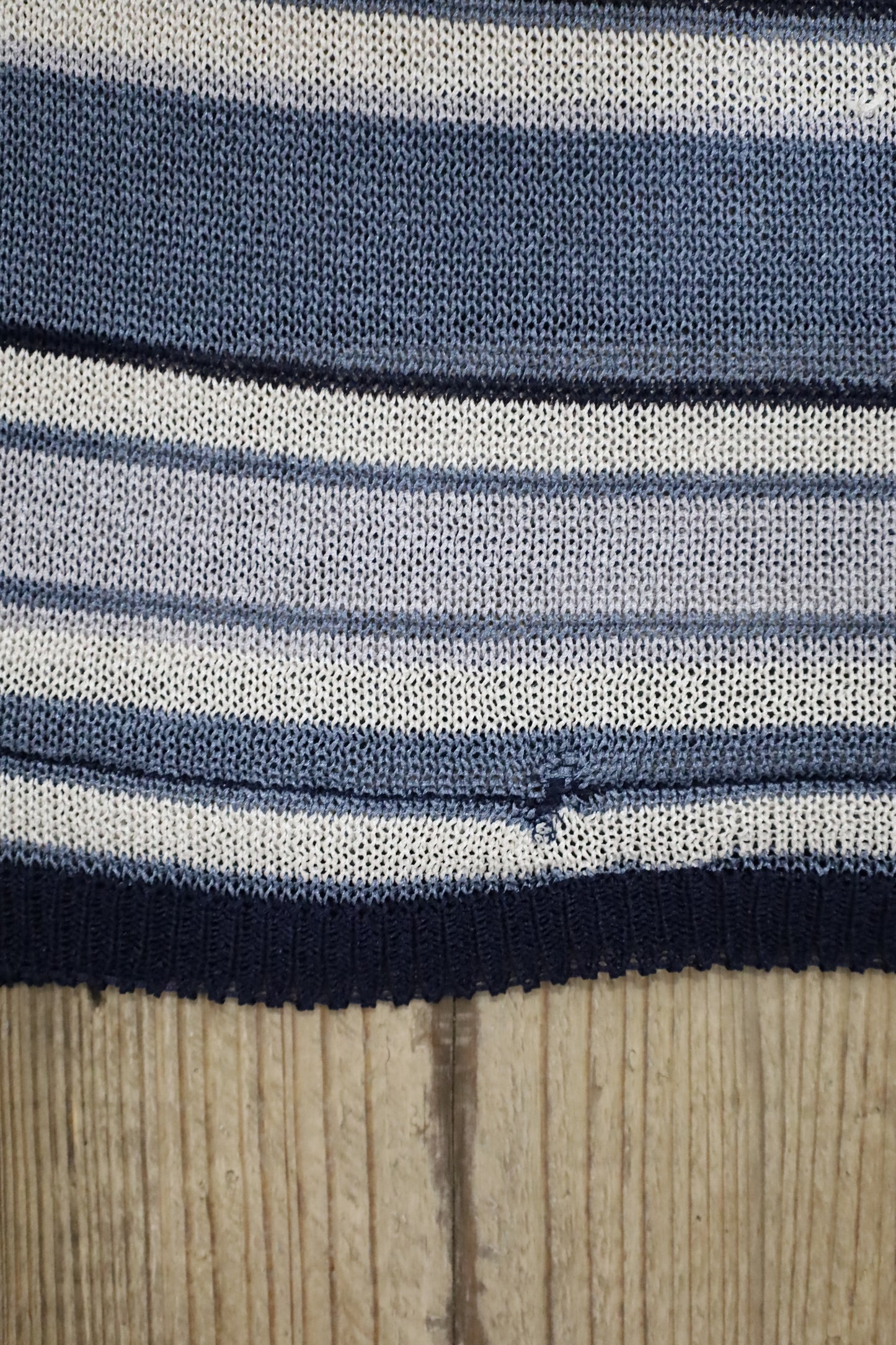 J252 / 2000's UNKNOWN Acryl knit mulch border