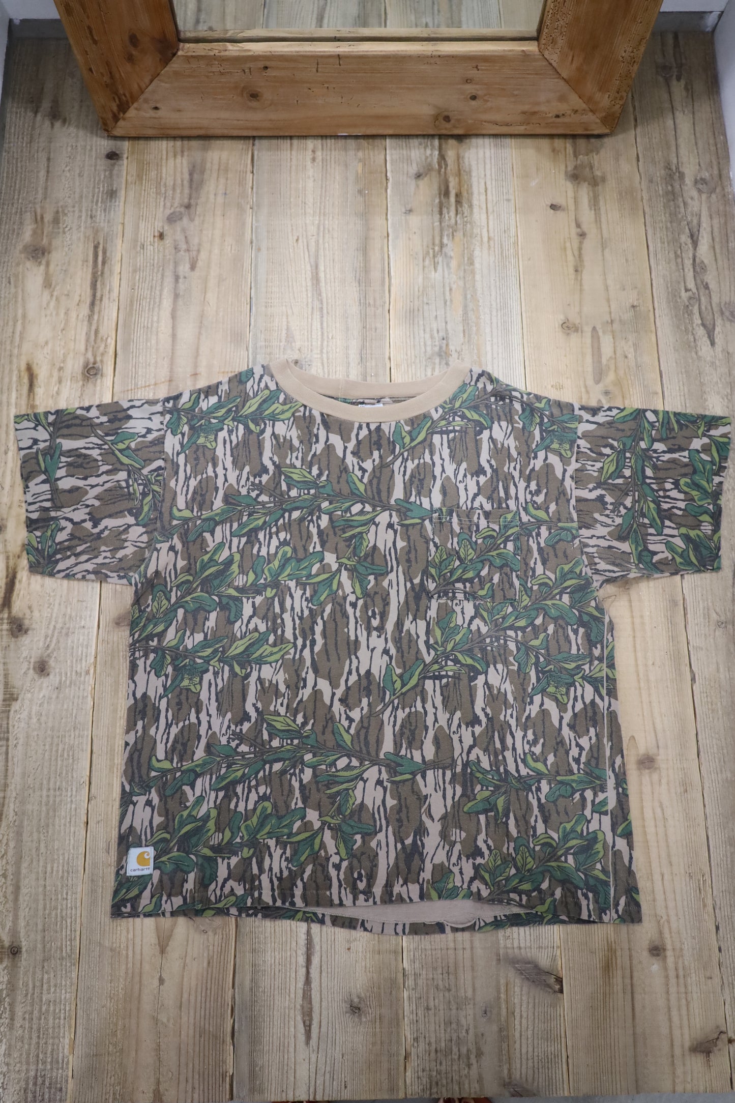 Z853 / 1990's Carhartt camouflage t-shirt