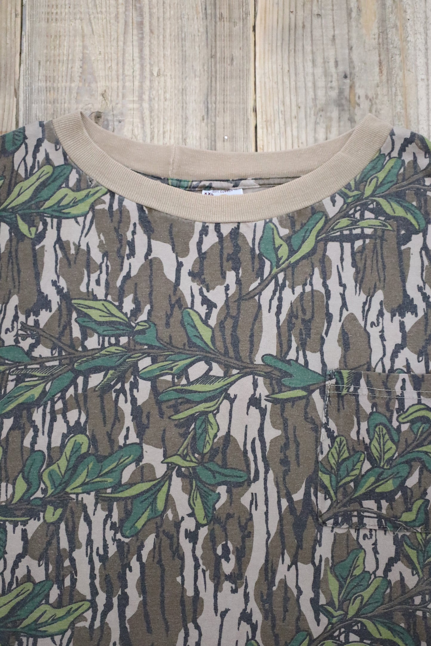 Z853 / 1990's Carhartt camouflage t-shirt