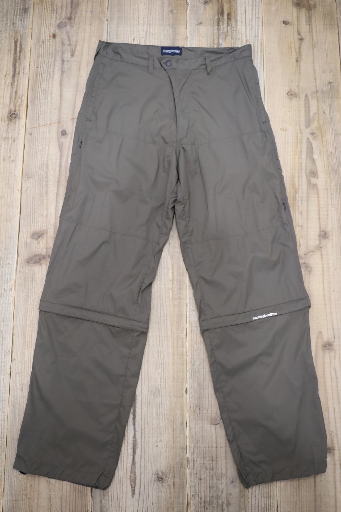 Z835 / early2000's Bootleg booth detachable nylon pants