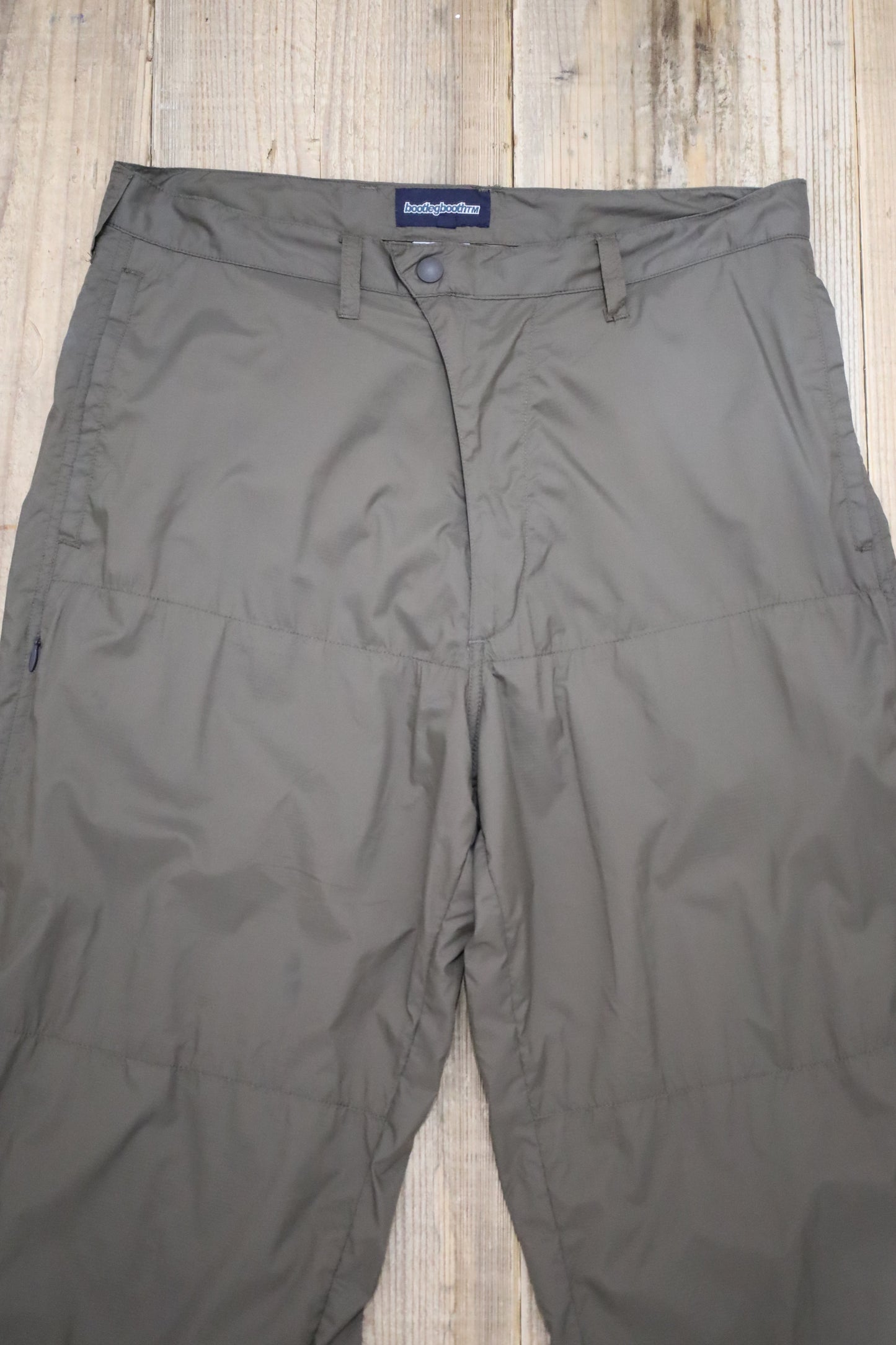Z835 / early2000's Bootleg booth detachable nylon pants