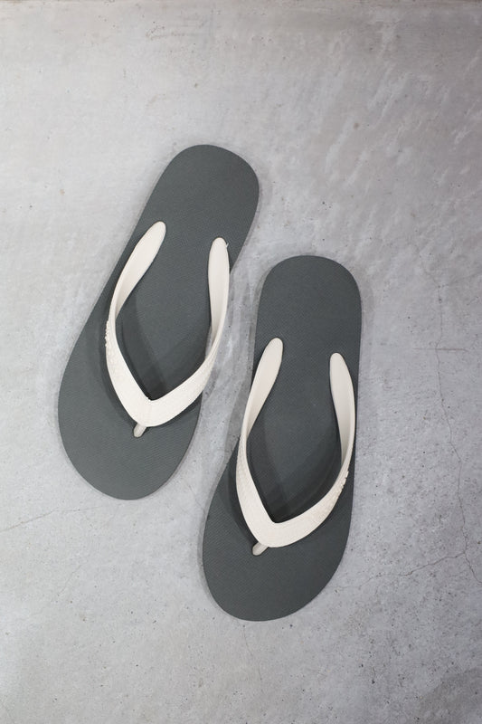 Hippobloo beach sandal (SOIL)