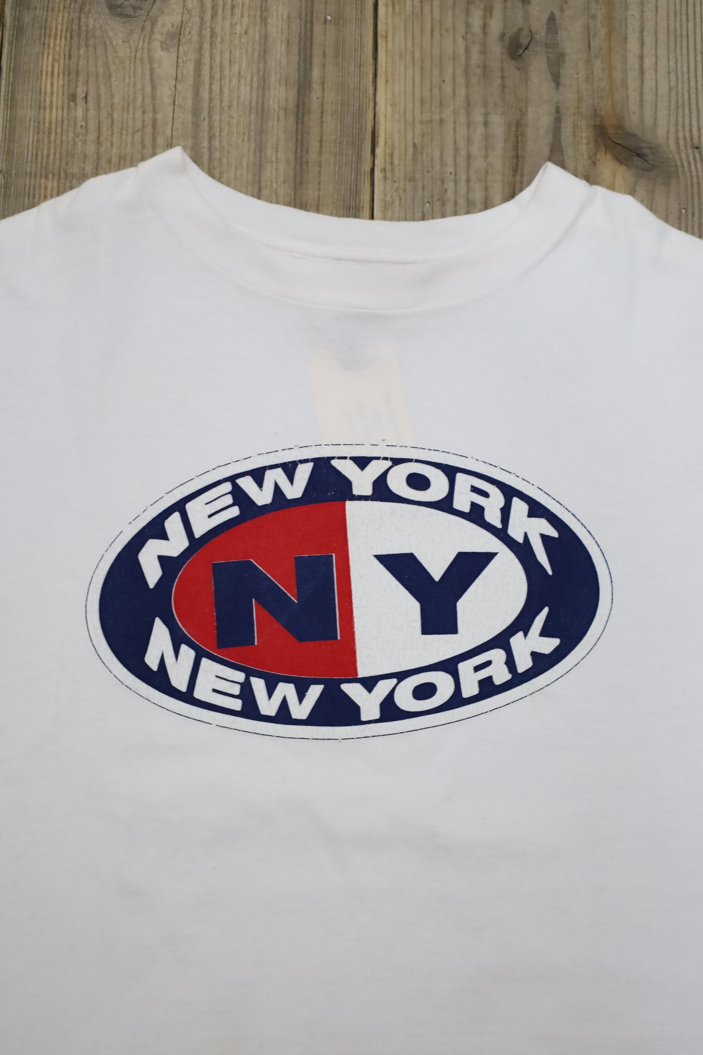 Z674 / 1990's FRUITS OF THE LOOM NEW YORK TEE
