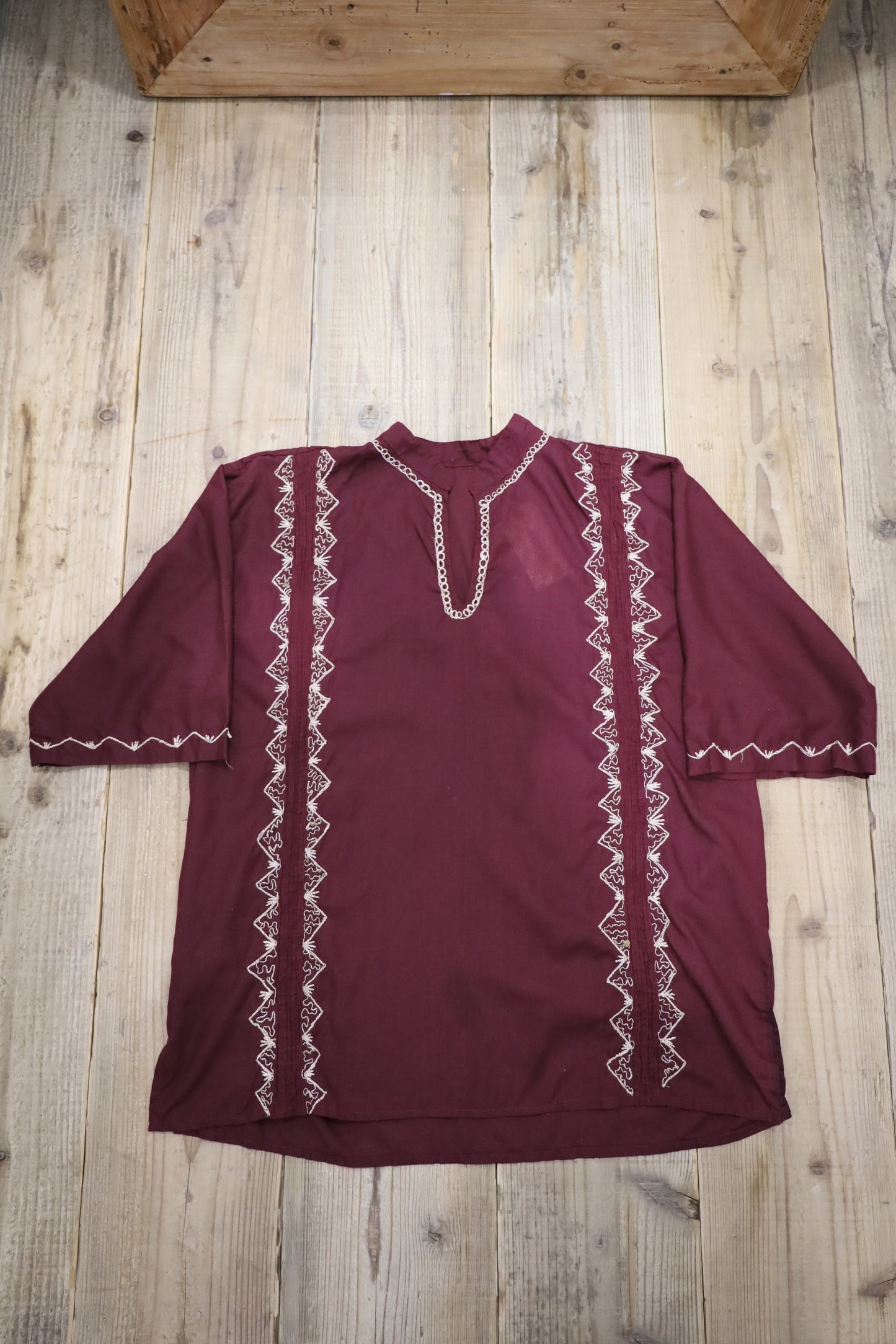 J282 / 1970's UNKNOWN pullover  shirt
