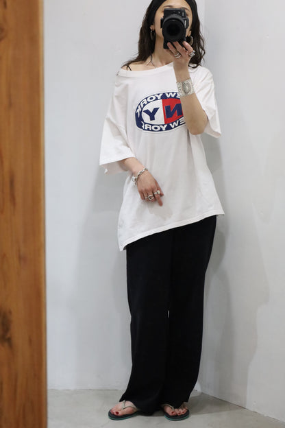 Z674 / 1990's FRUITS OF THE LOOM NEW YORK TEE