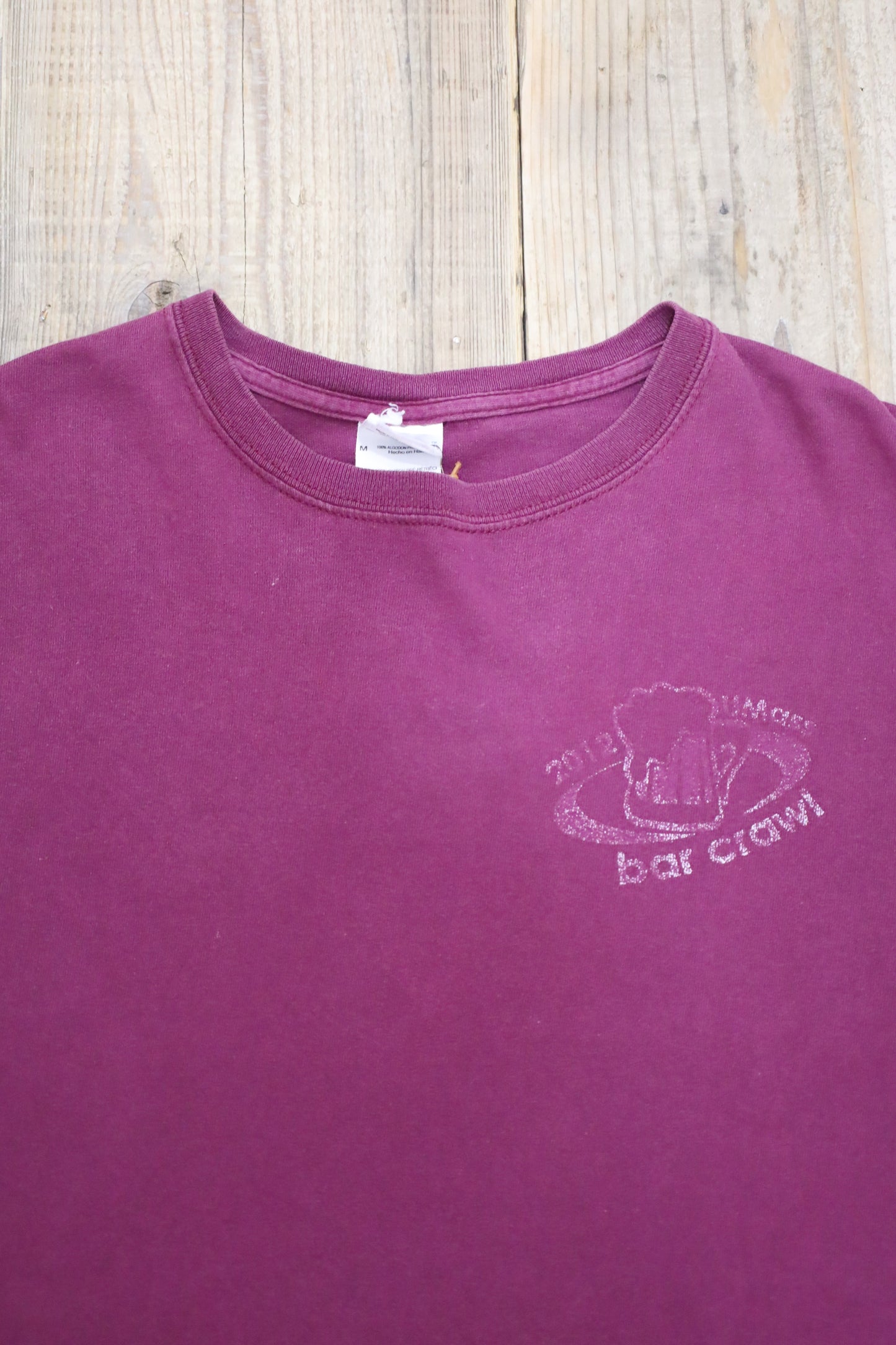 E523 / GILDAN early 2000's Print Tee bar crawi