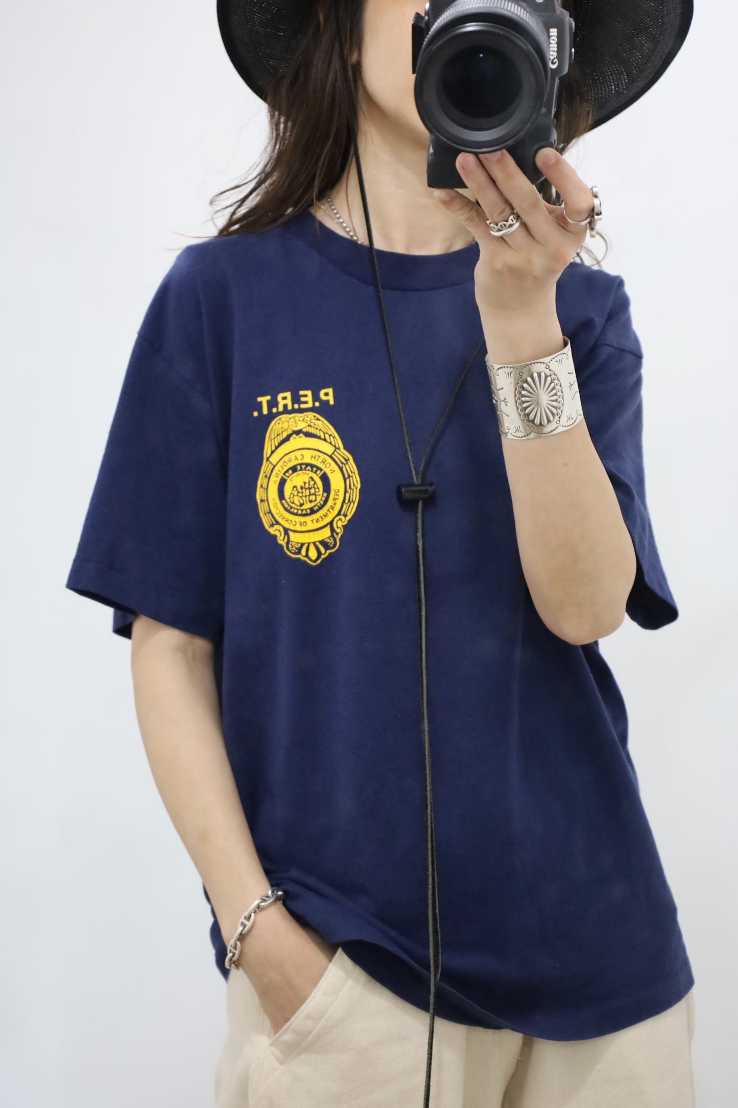 E526 / 1980's OLD Hanes Print Tee P.E.R.T