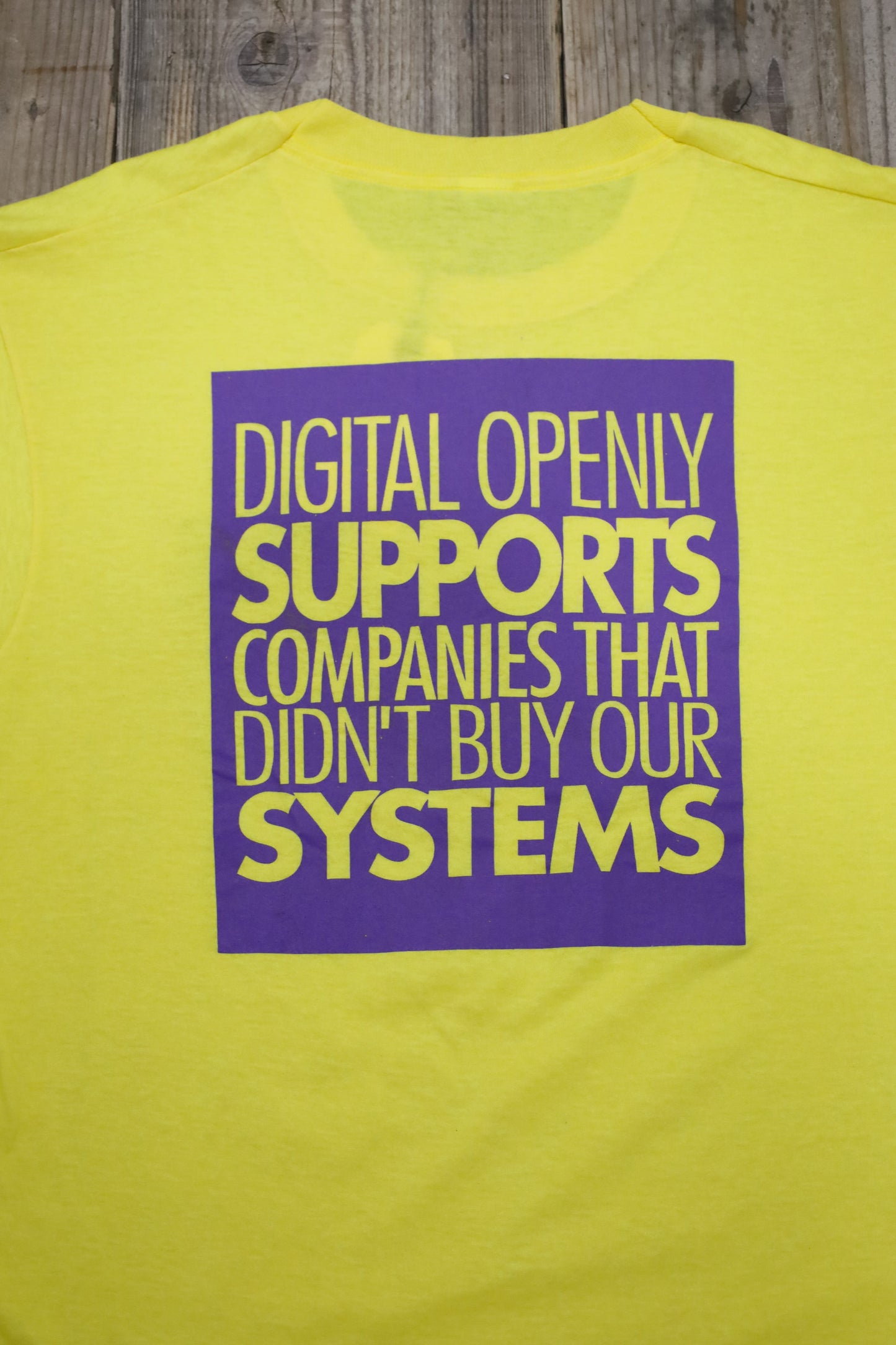 J212 / 1990's OLD SCREEN STARS digital Print Tee