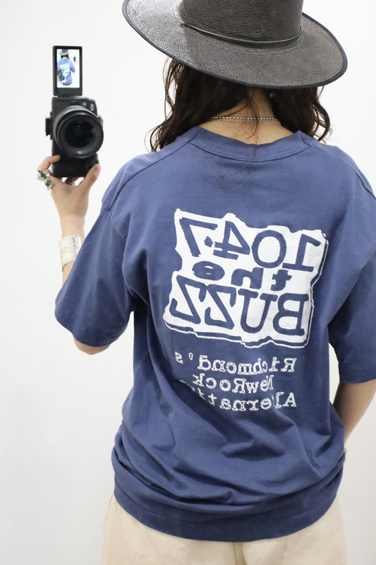 E525 / 1990's OLD FRUITS OF THE LOOM Print Tee