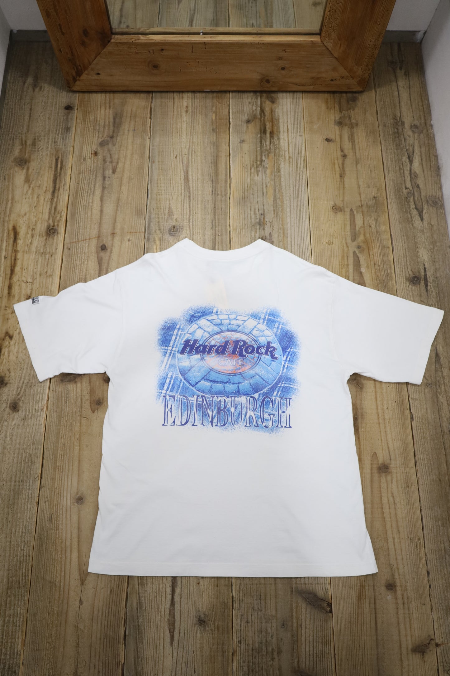 Z665 / 1990`s HARDROCKCAFE print tee