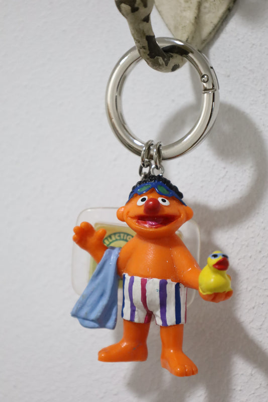 2 / key ring  Ernie