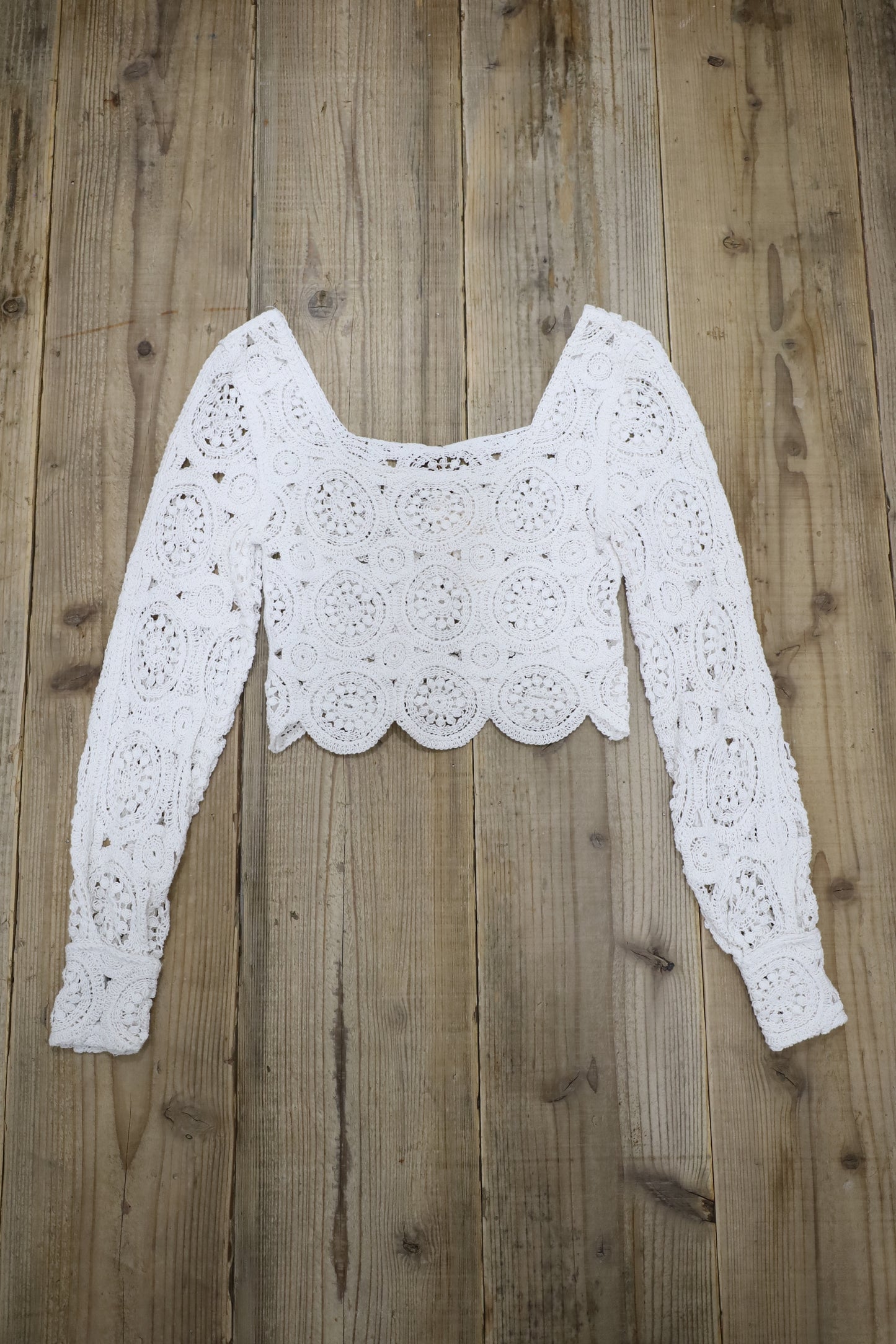 E699 / UNKNOWN USED crochet knit tops