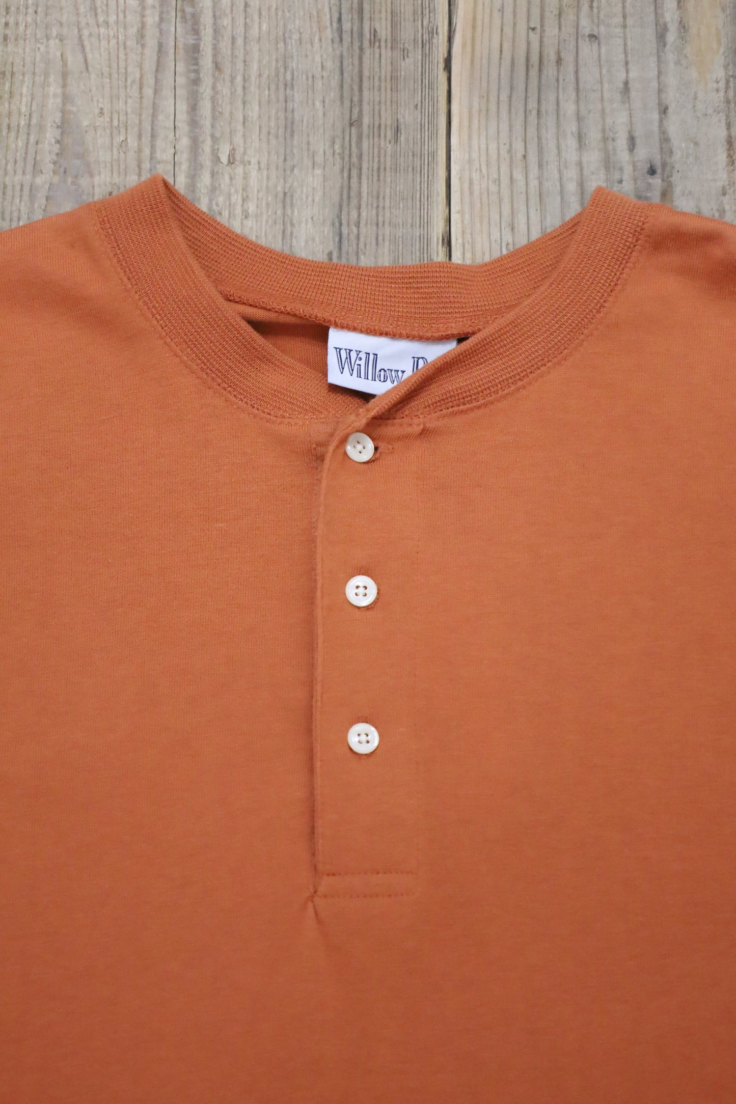E620 / early2000's Willow Bay Henry neck tee