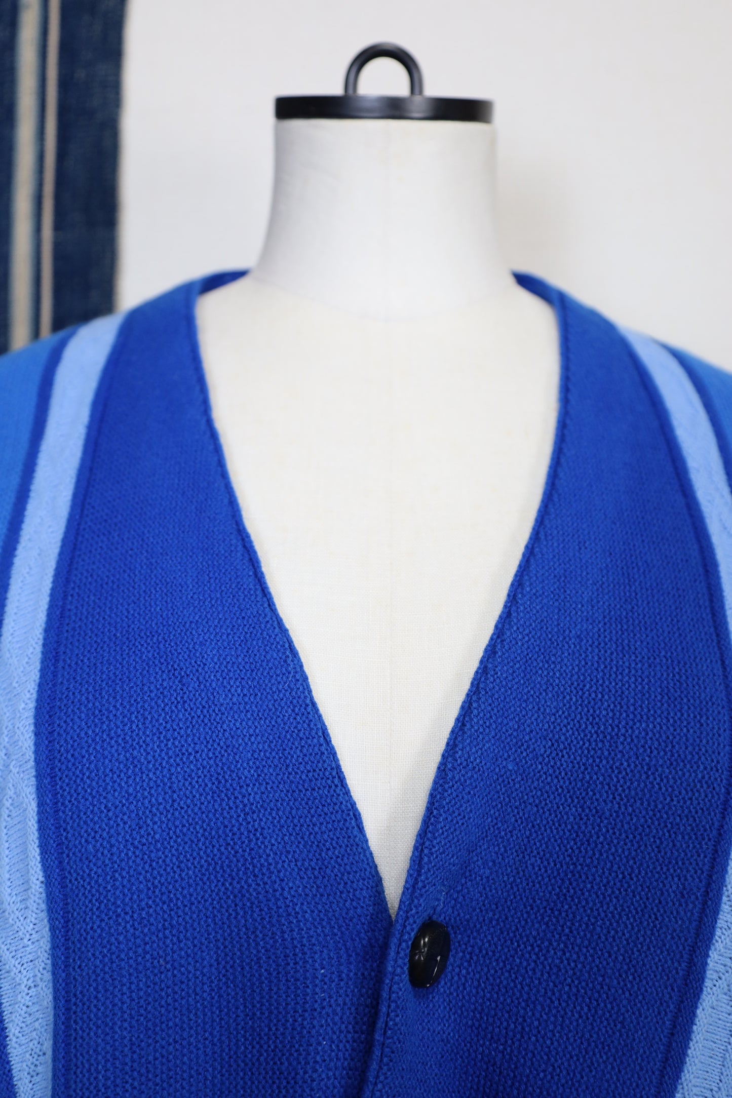 B239 / 1980's UNKNOWN Acryl Knit