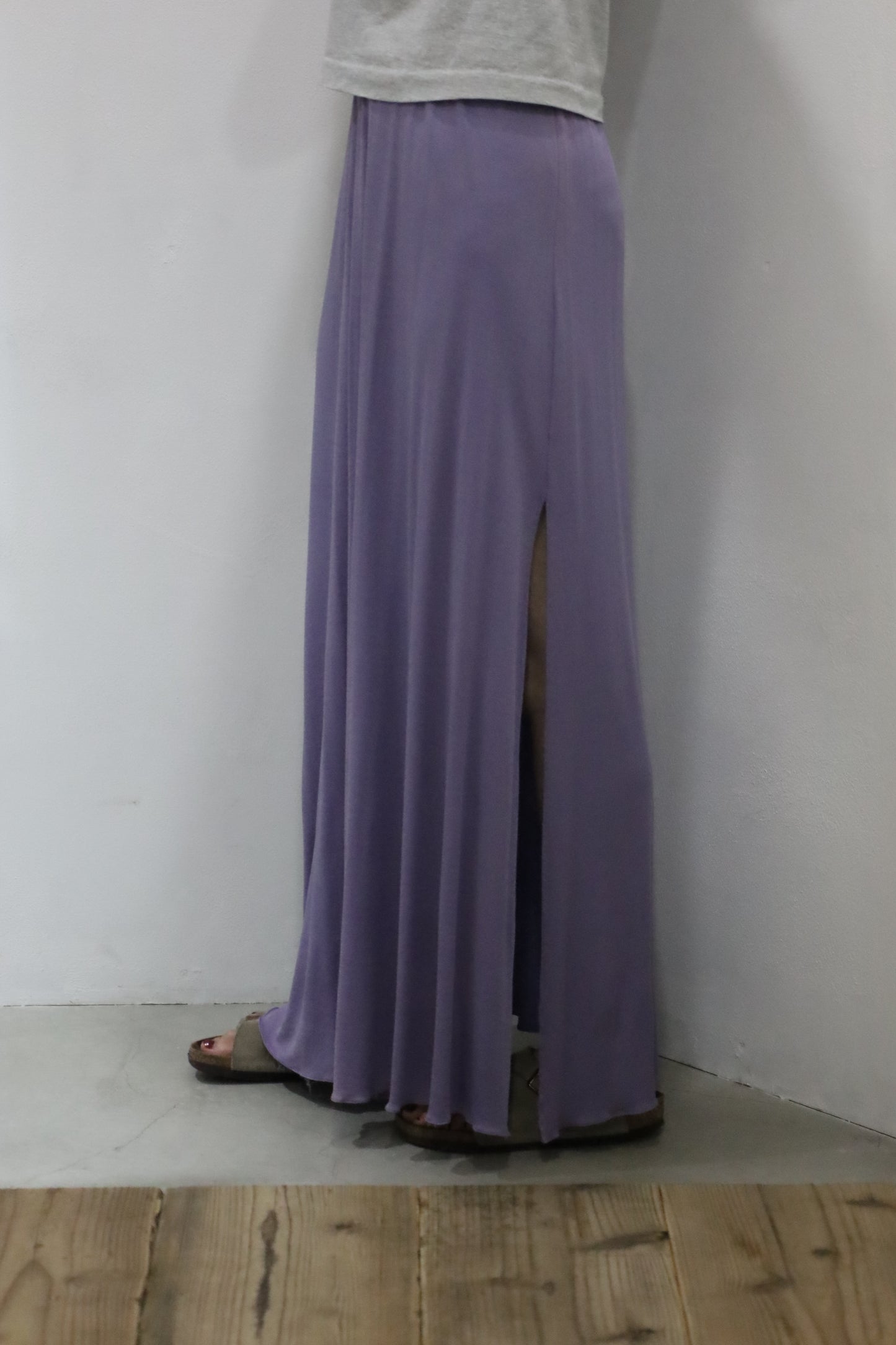 E437 / UNIVERSAL SUTUDIOS USED Long skirt