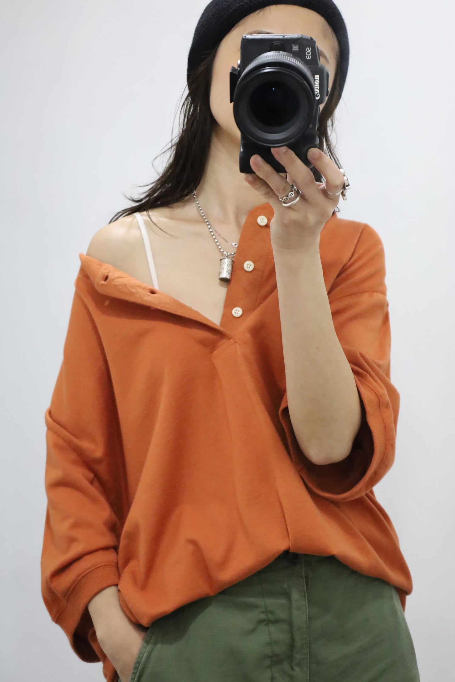 E620 / early2000's Willow Bay Henry neck tee