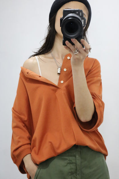 E620 / early2000's Willow Bay Henry neck tee