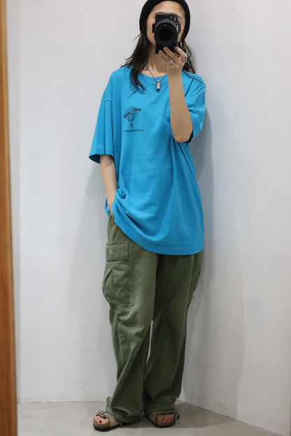 Z839 / 1990's FRUITS OF THE LOOM ALASKA tee